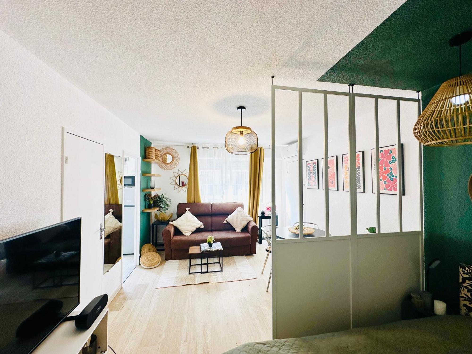 Studio T1- 2 Min Des Plages - Golf-Juan - Clim&Wifi Vallauris Kültér fotó